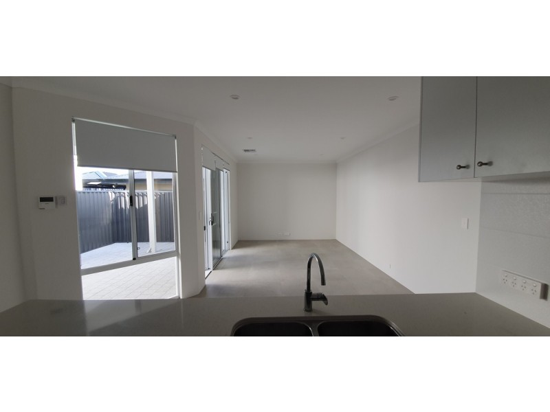 27B Seaflower Crescent, Craigie WA 6025