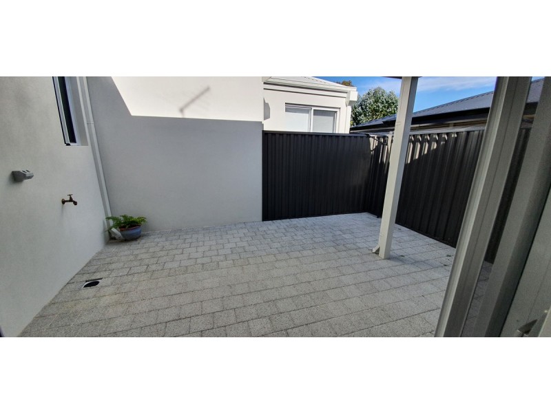 27B Seaflower Crescent, Craigie WA 6025