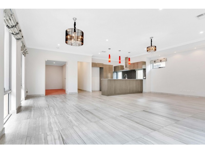 14 Bloomsbury Way, Harrisdale WA 6112