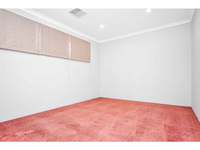 14 Bloomsbury Way, Harrisdale WA 6112
