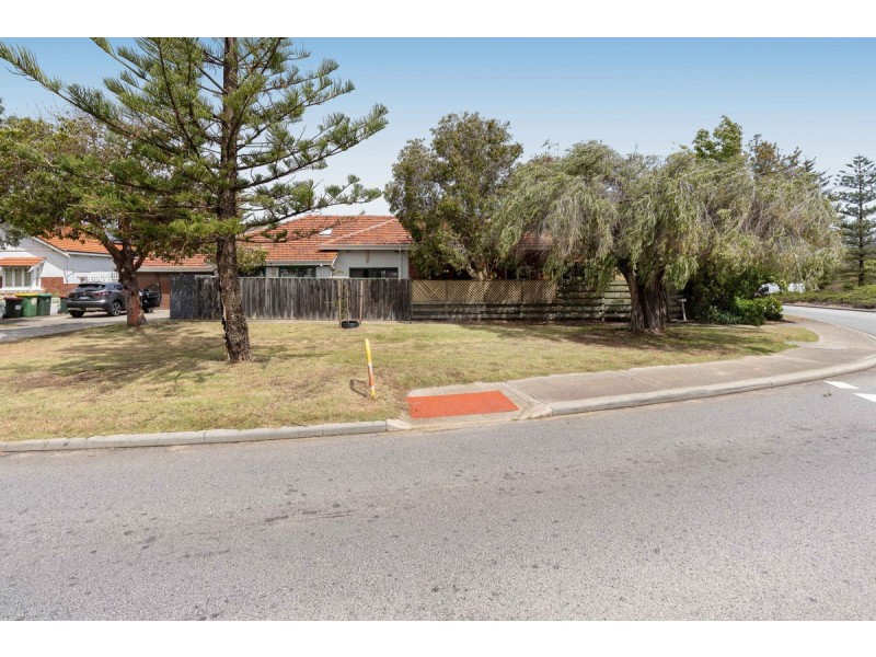 74 Railway Street, Cottesloe WA 6011