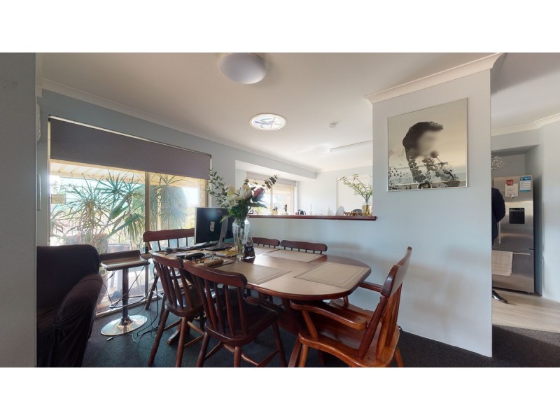 11 Parkview Gardens, Helena Valley WA 6056