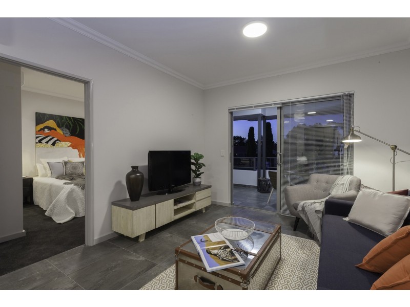 1-10/6 Argyll Place, Duncraig WA 6023