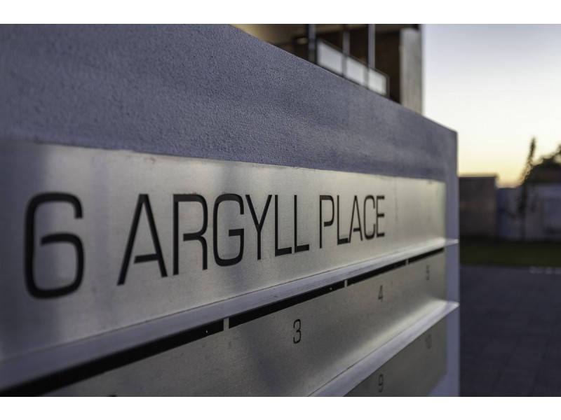 1-10/6 Argyll Place, Duncraig WA 6023
