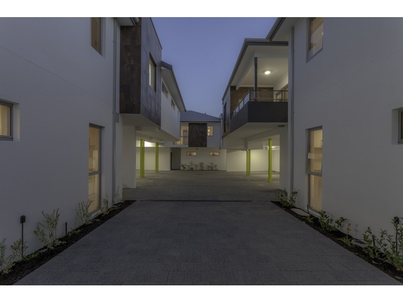 1-10/6 Argyll Place, Duncraig WA 6023