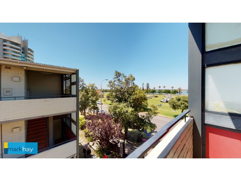 32/124 Terrace Road, Perth WA 6000