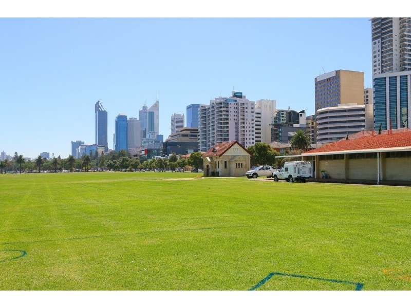 32/124 Terrace Road, Perth WA 6000
