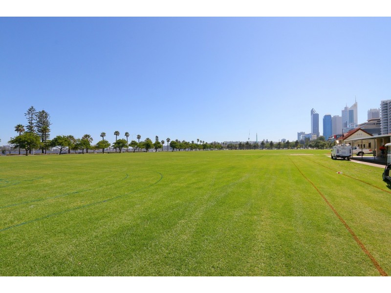 32/124 Terrace Road, Perth WA 6000