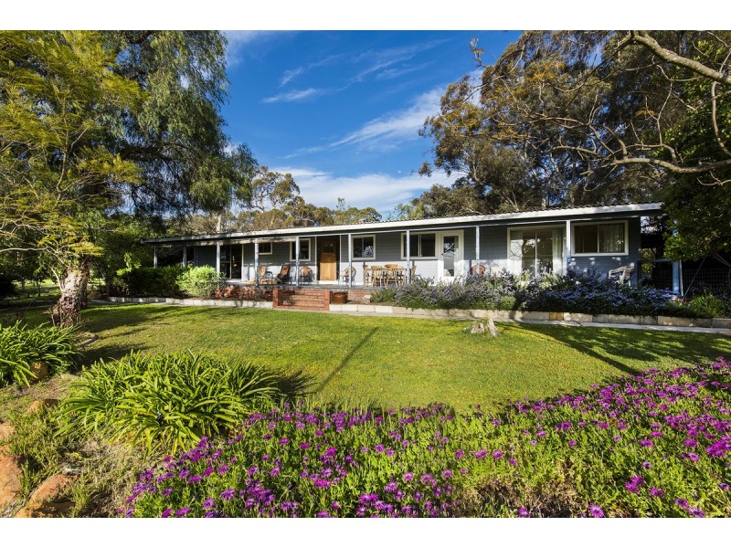 263 Refractory Road, Bakers Hill WA 6562