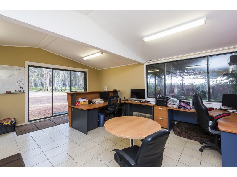 263 Refractory Road, Bakers Hill WA 6562