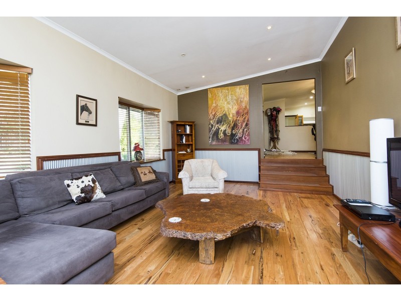 263 Refractory Road, Bakers Hill WA 6562