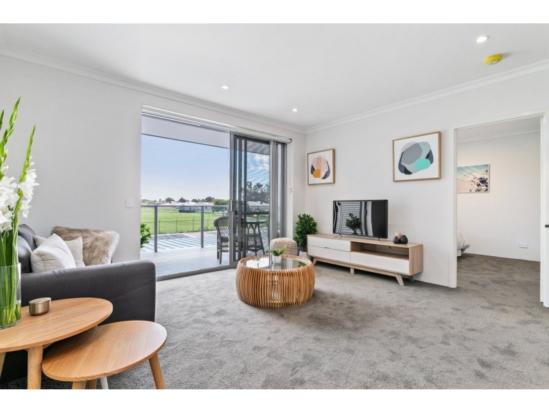 77 Gerard Street, East Cannington WA 6107