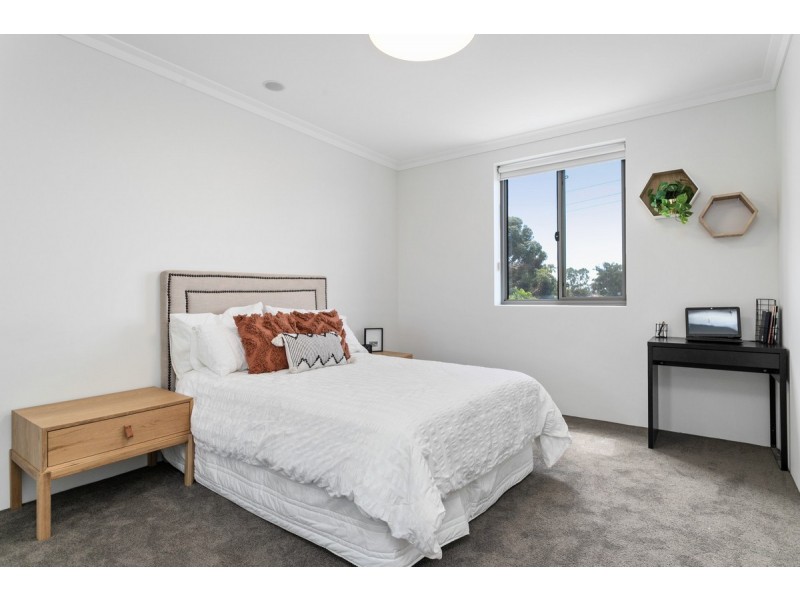 77 Gerard Street, East Cannington WA 6107