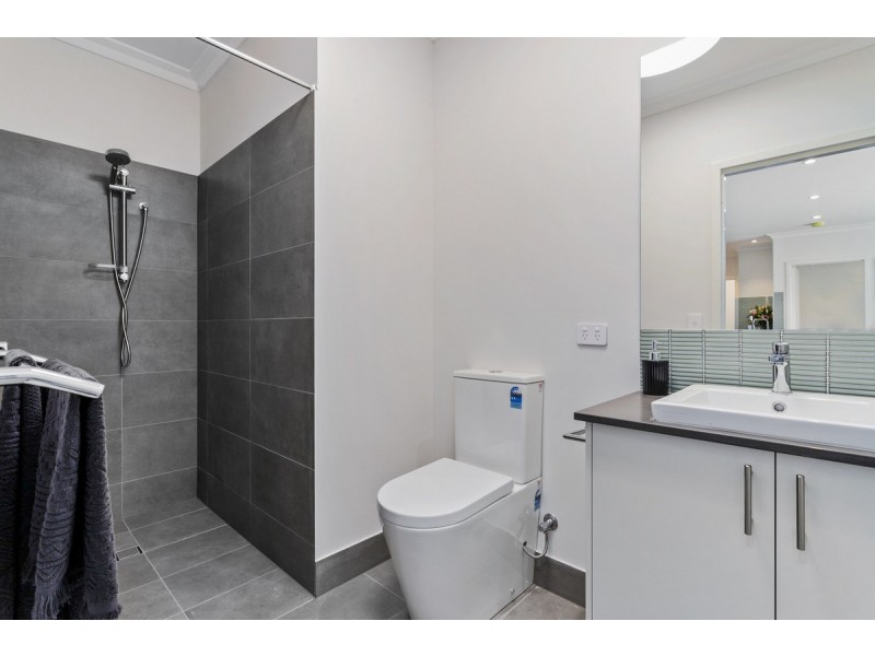 77 Gerard Street, East Cannington WA 6107