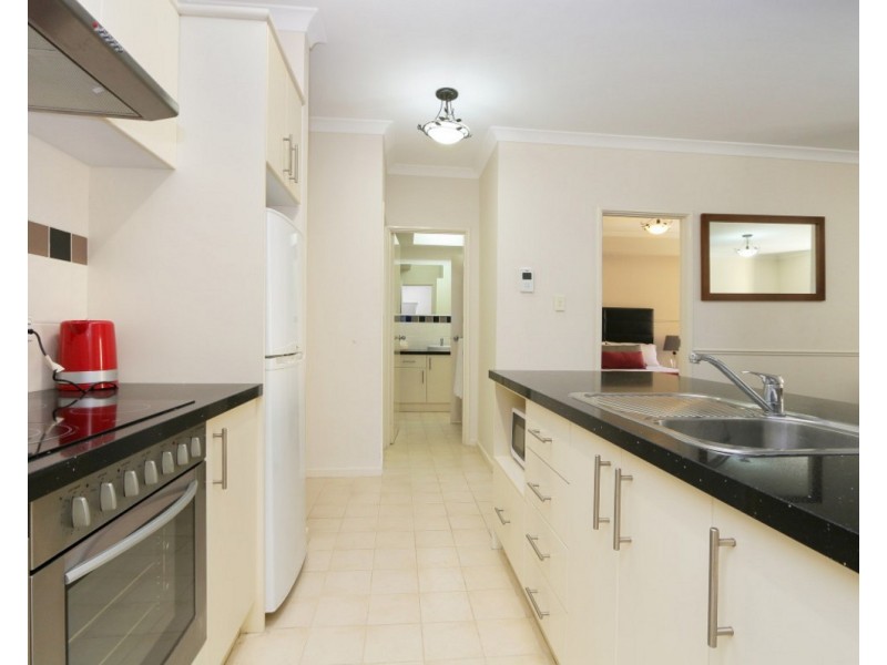 26/11 Regal Place, East Perth WA 6004