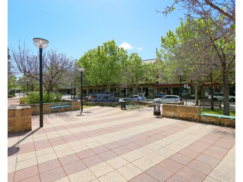 26/11 Regal Place, East Perth WA 6004