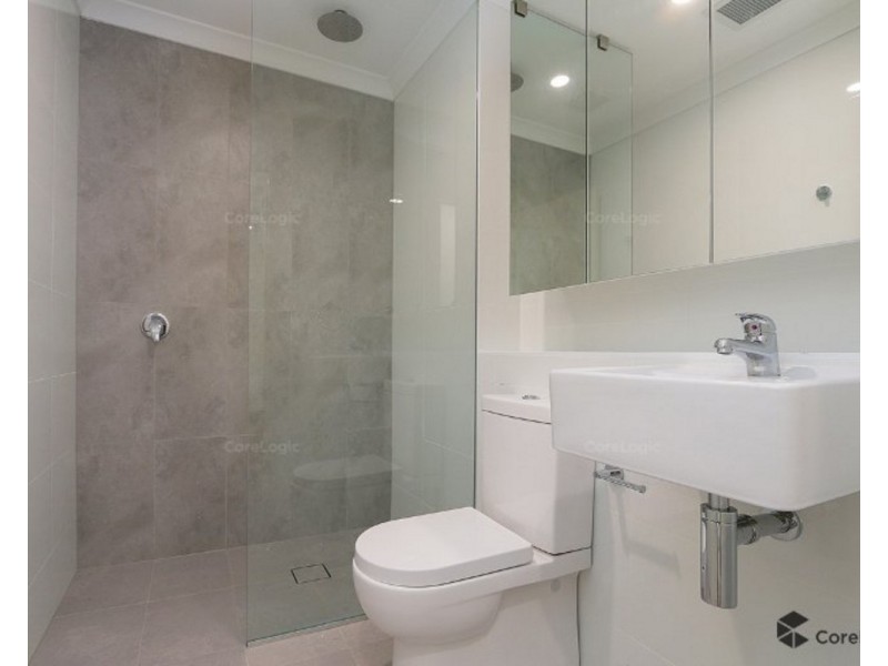 22 Hendra Street, Cloverdale WA 6105