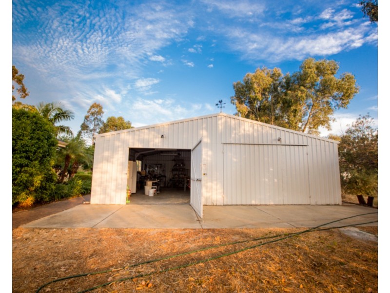17 Falcon Place, Jandakot WA 6164