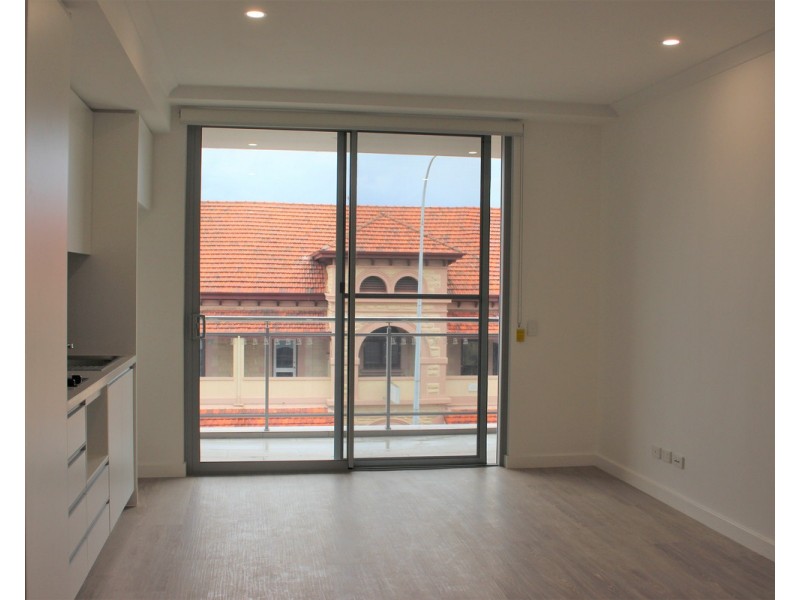 23/10 Quarry Street, Fremantle WA 6160