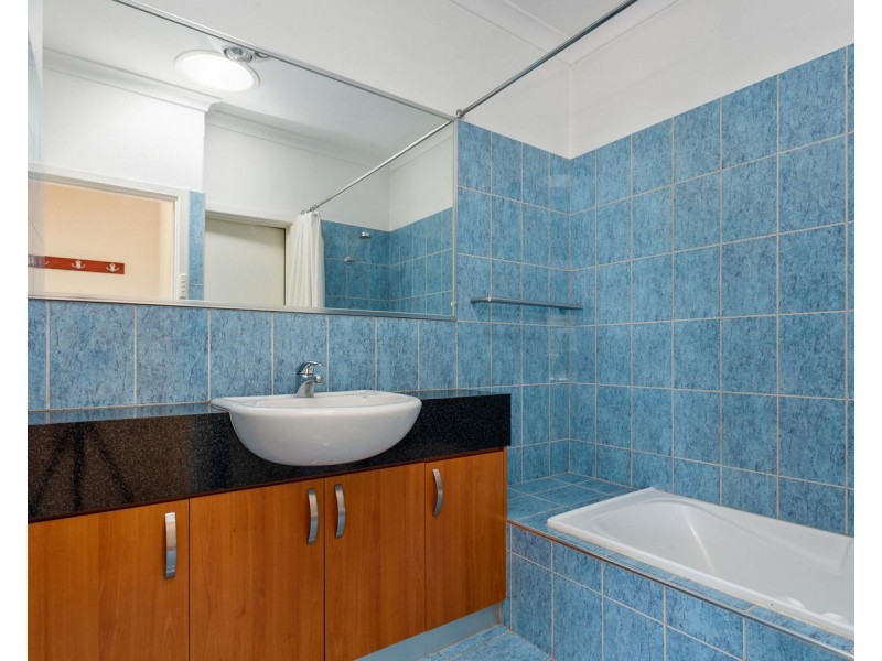 59 Redwood Crescent, Melville WA 6156