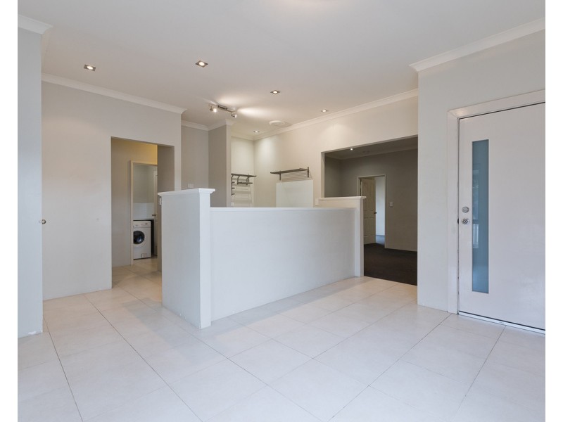 2 Durley Way, Butler WA 6036