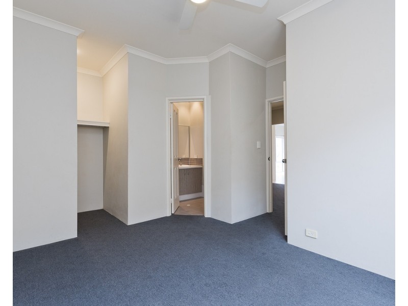 2 Durley Way, Butler WA 6036