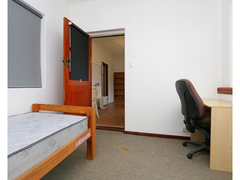 2/303 Guildford Road, Maylands WA 6051