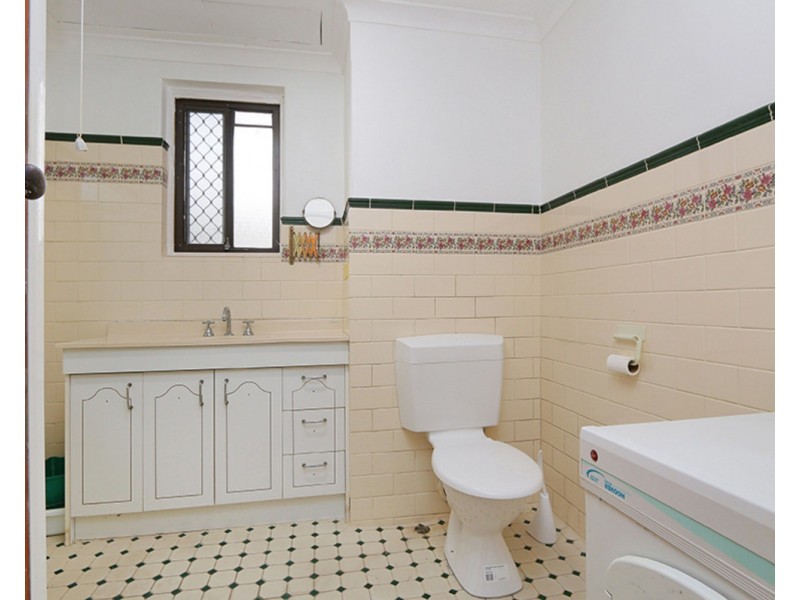 2/303 Guildford Road, Maylands WA 6051