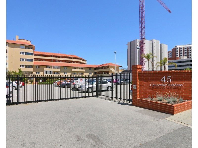 19/45 Adelaide Terrace, East Perth WA 6004