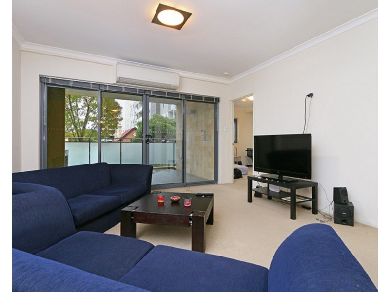 2/18 Wellington Street, East Perth WA 6004