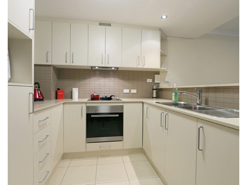 2/18 Wellington Street, East Perth WA 6004