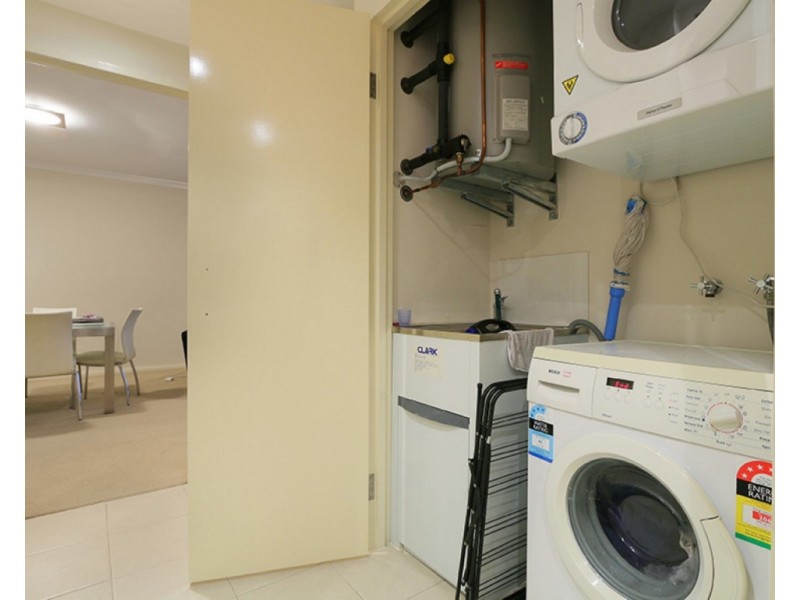 2/18 Wellington Street, East Perth WA 6004