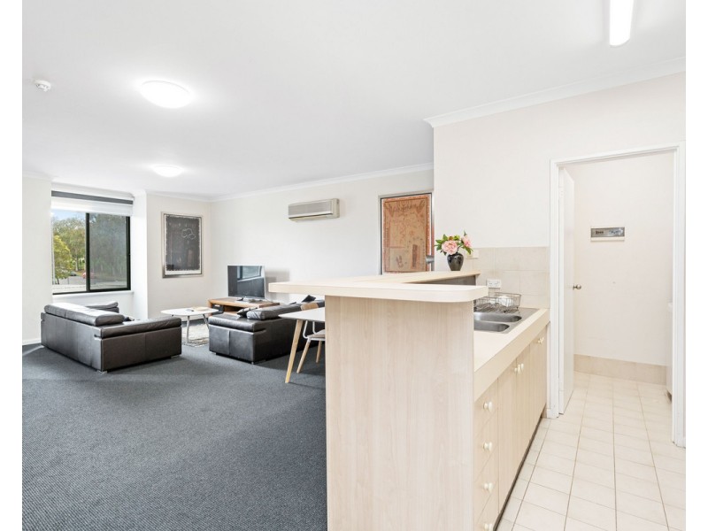 45/11 Regal Place, East Perth WA 6004