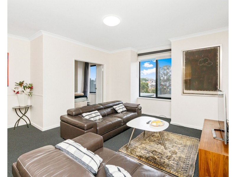 45/11 Regal Place, East Perth WA 6004