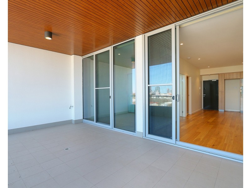 802/9 Tully Road, East Perth WA 6004