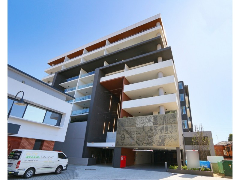 802/9 Tully Road, East Perth WA 6004