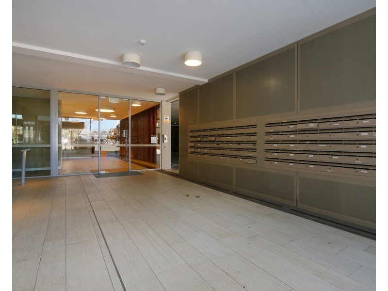 802/9 Tully Road, East Perth WA 6004