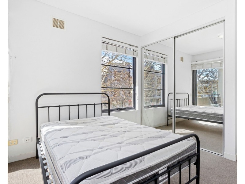 2/113 Royal Street, East Perth WA 6004