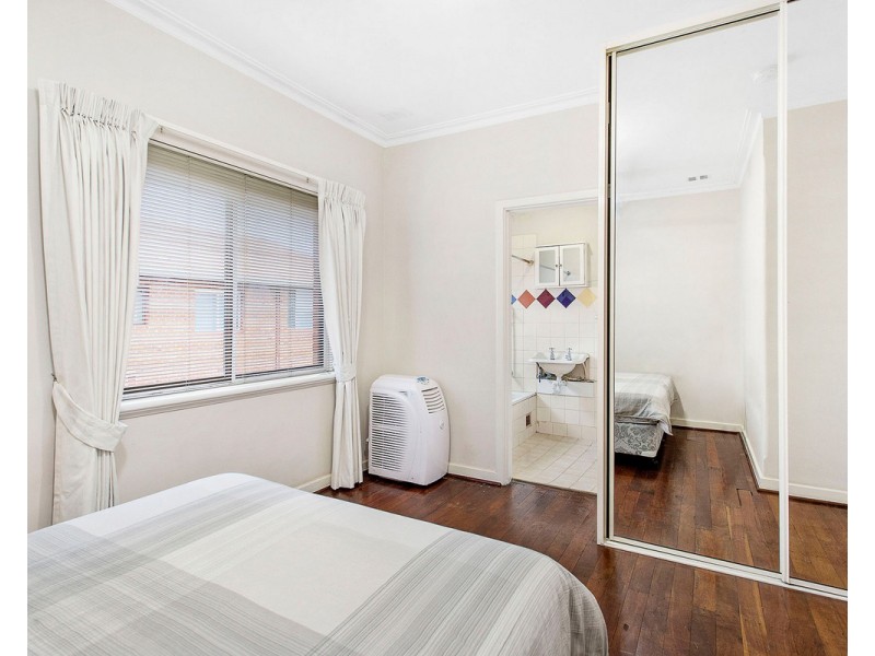 18/126 Terrace Road, Perth WA 6000