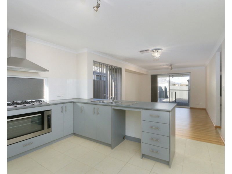 22 Rivington Entrance, Aveley WA 6069