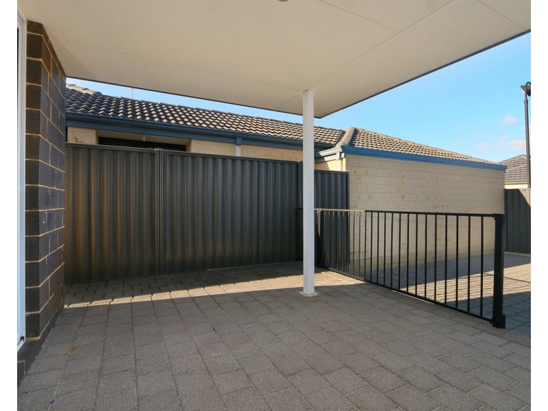 22 Rivington Entrance, Aveley WA 6069
