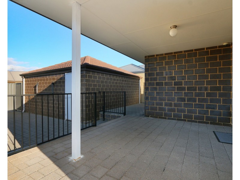 22 Rivington Entrance, Aveley WA 6069