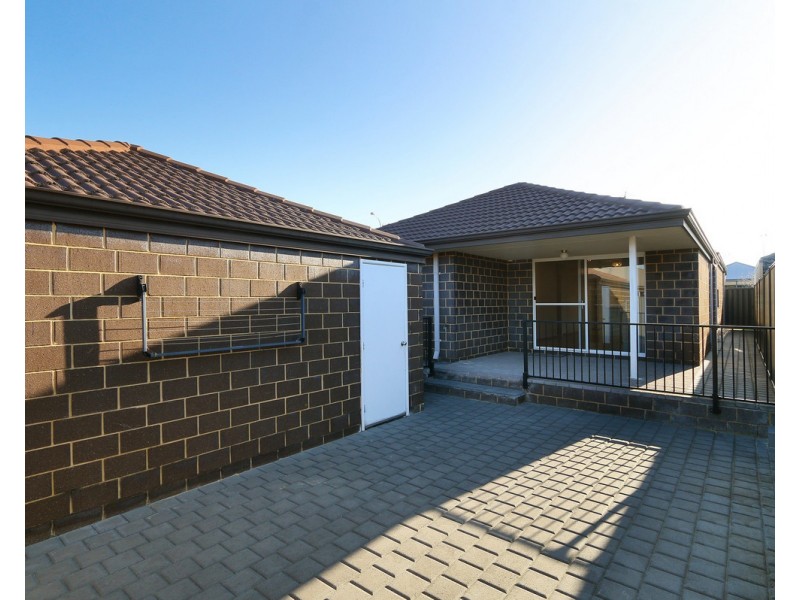 22 Rivington Entrance, Aveley WA 6069