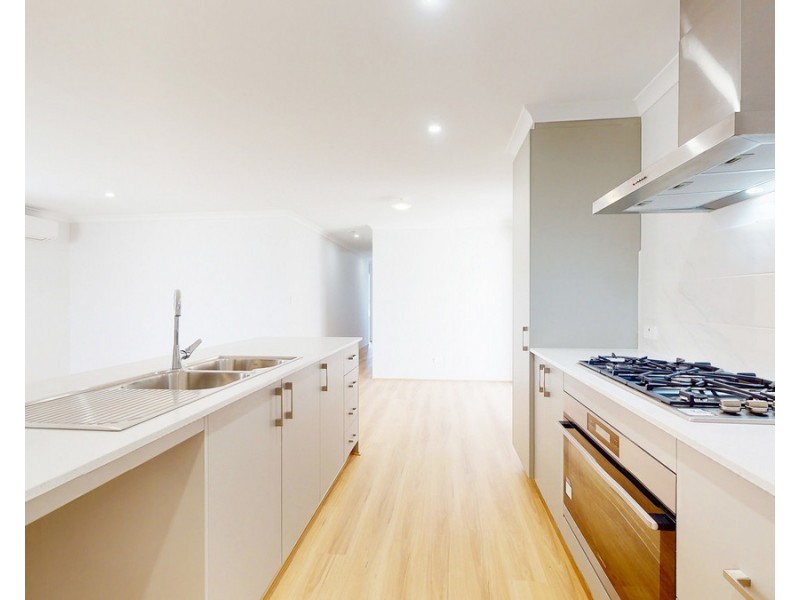 14 Olympic Lane, Success WA 6164