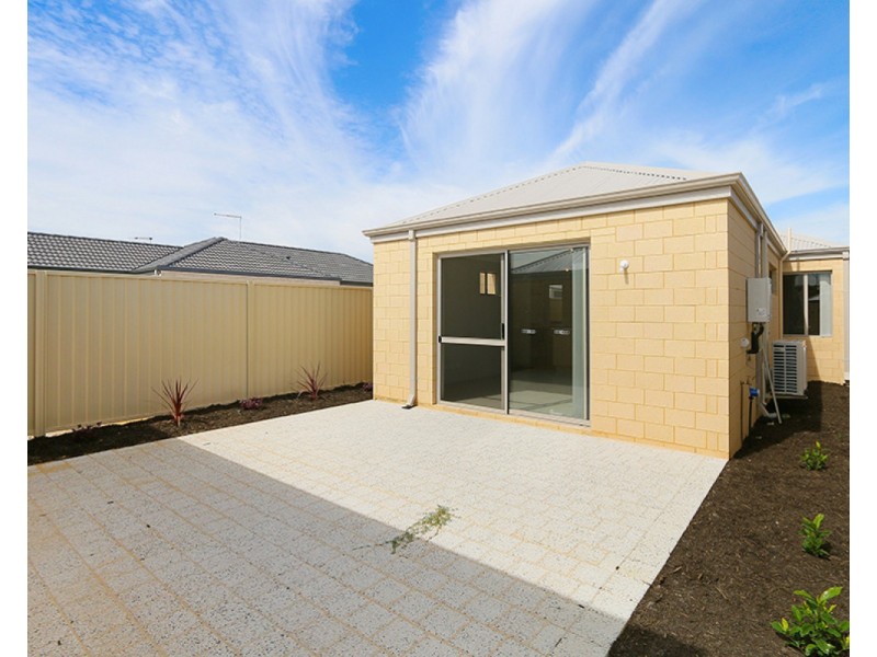 23 Bidiarra Bend, Southern River WA 6110
