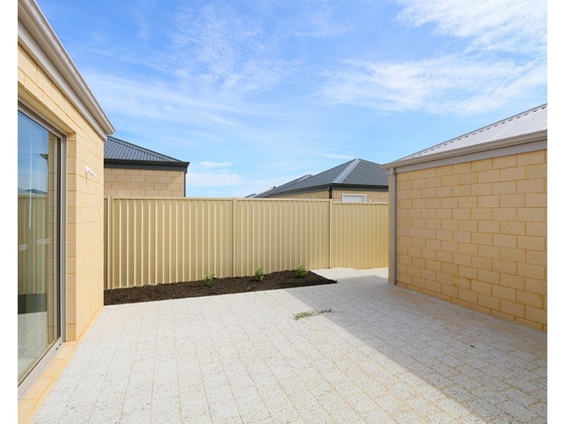 23 Bidiarra Bend, Southern River WA 6110