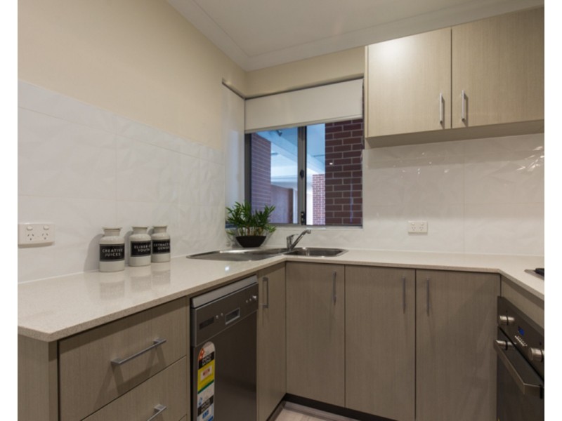 2/138 Morrison Road, Midland WA 6056