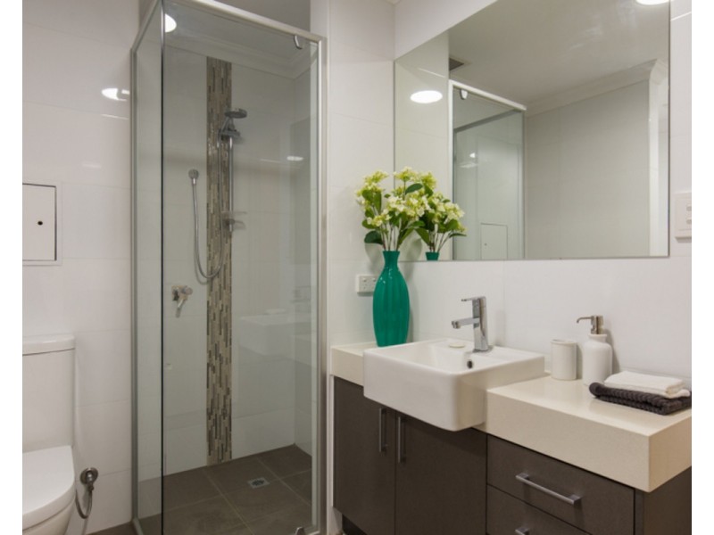 2/138 Morrison Road, Midland WA 6056