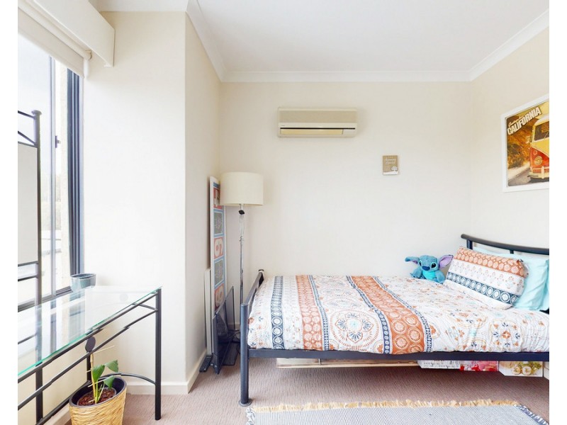 44/11 Regal Place, East Perth WA 6004