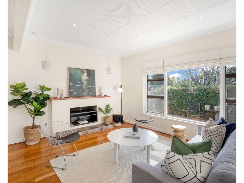 59 Redwood Crescent, Melville WA 6156